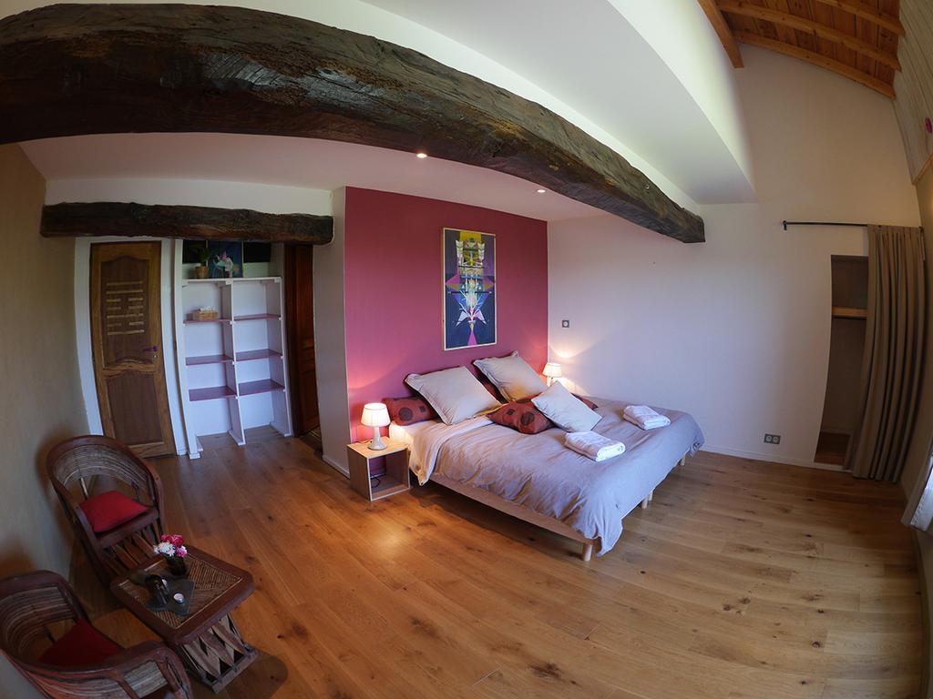 Les Fous Du Village Saint-Esteben ภายนอก รูปภาพ